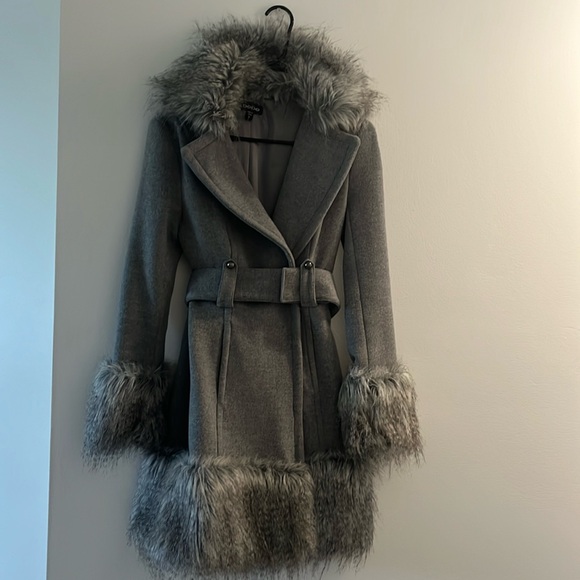 bebe Jackets & Blazers - Bebe grey wool jacket with removable fur collar. Perfect condition